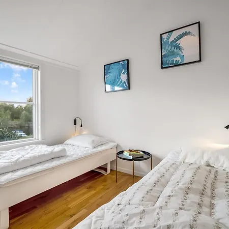Apartment Bjoerk - 10m From The Sea By Interhome Ebeltoft
